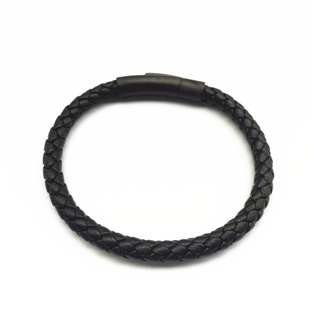 Macy’s Black Leather Bangle Bracelet in Stainless Steel New w/Tag Retail $110